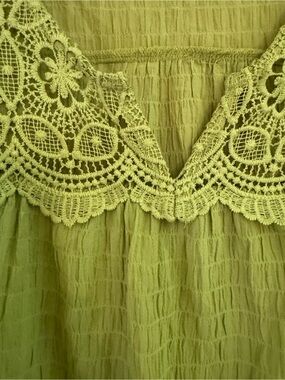 Crochet-Trim V-Neck Tunic in Olive Green